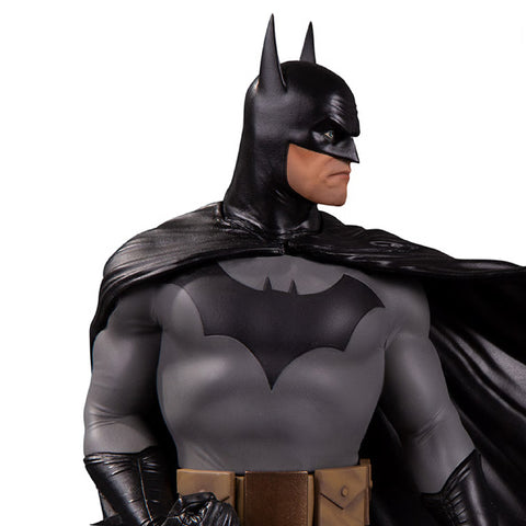 DC Designer Series: Batman By Alex Ross Deluxe Statue