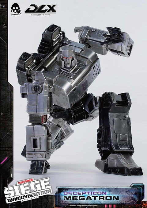 DLX Megatron Transformers: War For Cybertron Trilogy DLX Collectible Series